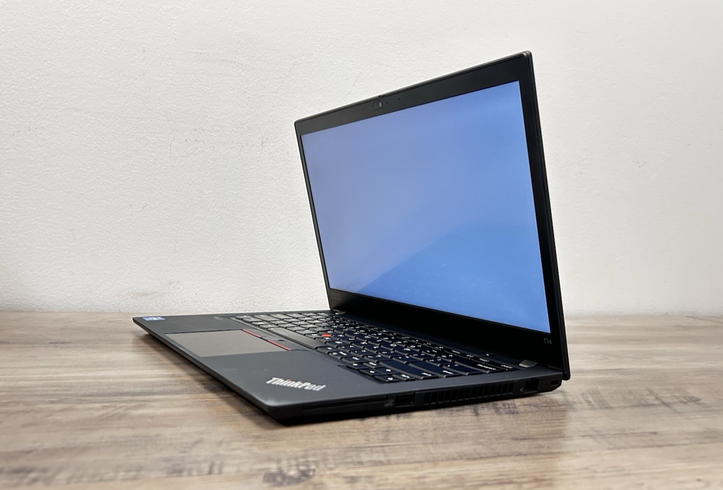 Lenovo ThinkPad T14 Gen 2 | 20W1S39Q00 14″ i5-1145G7 3.0GHz 16GB Ram 256GB SSD