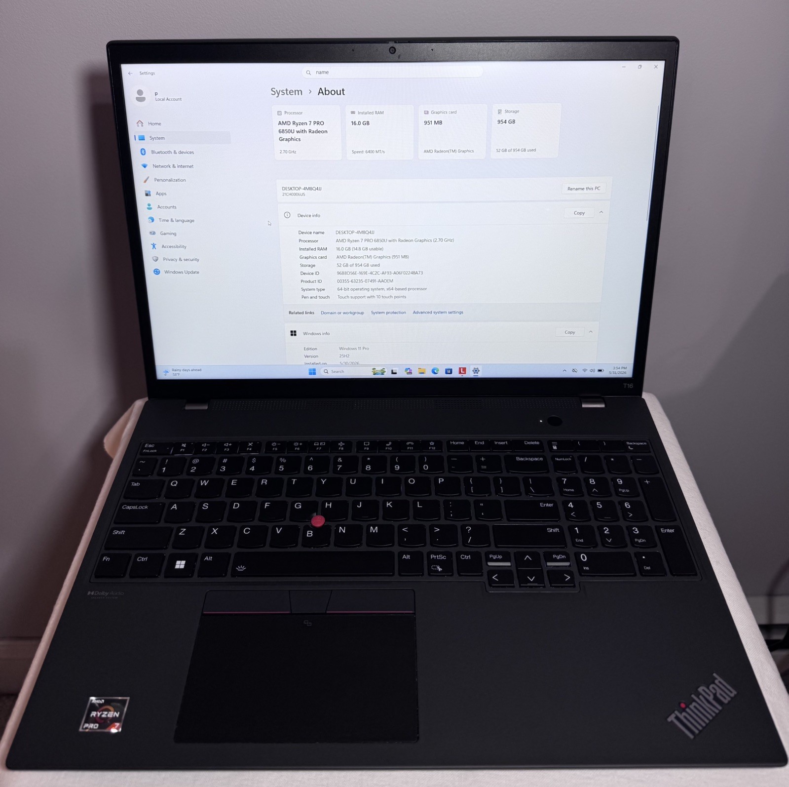 LENOVO ThinkPad T16 Gen1 RYZEN7 | 16GB RAM | 1TB SSD | WIN11P | TOUCHSCREEN