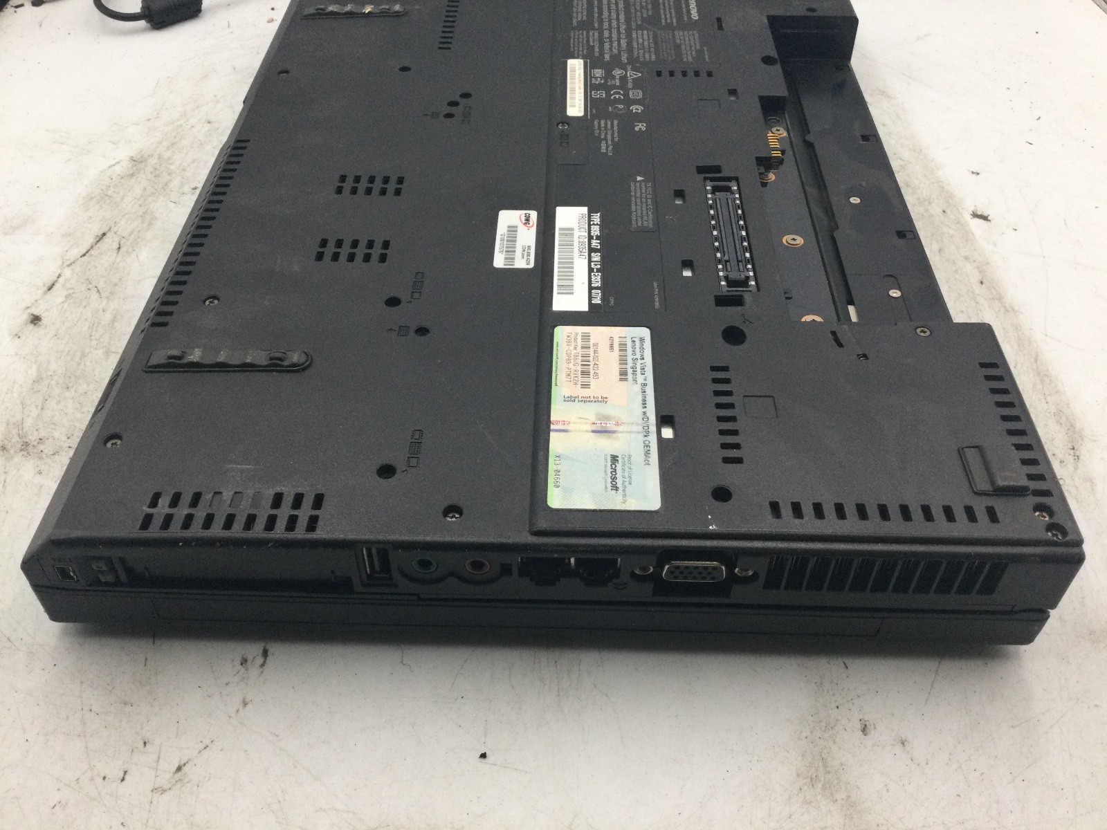 LENOVO THINKPAD R61 – FOR PARTS – INTEL CELERON – NO RAM – READ DESCRIPTION – BB
