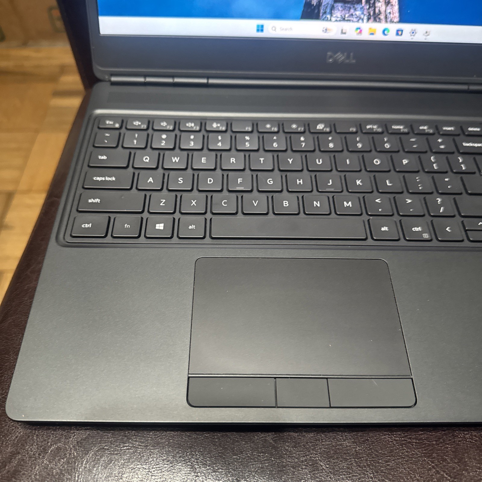 Dell Precision 7550 15.6” Xeon W-10885M 2TB SSD 64GB RTX 3000 4K Win 11