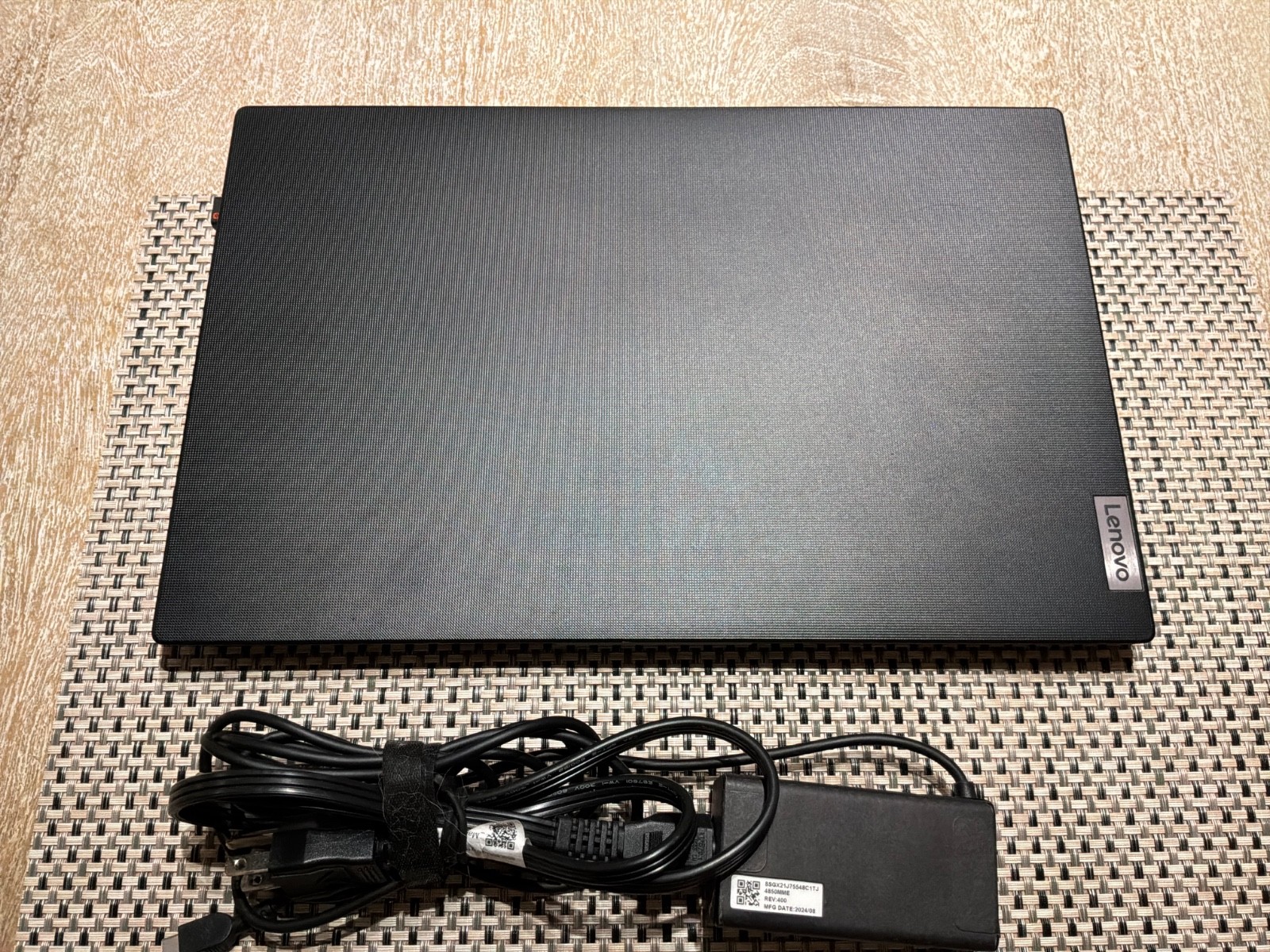 Lenovo V15 G14ABP 15.6″ Ryzen 5 7530U 2.0GHz 16GB RAM 1TB SSD