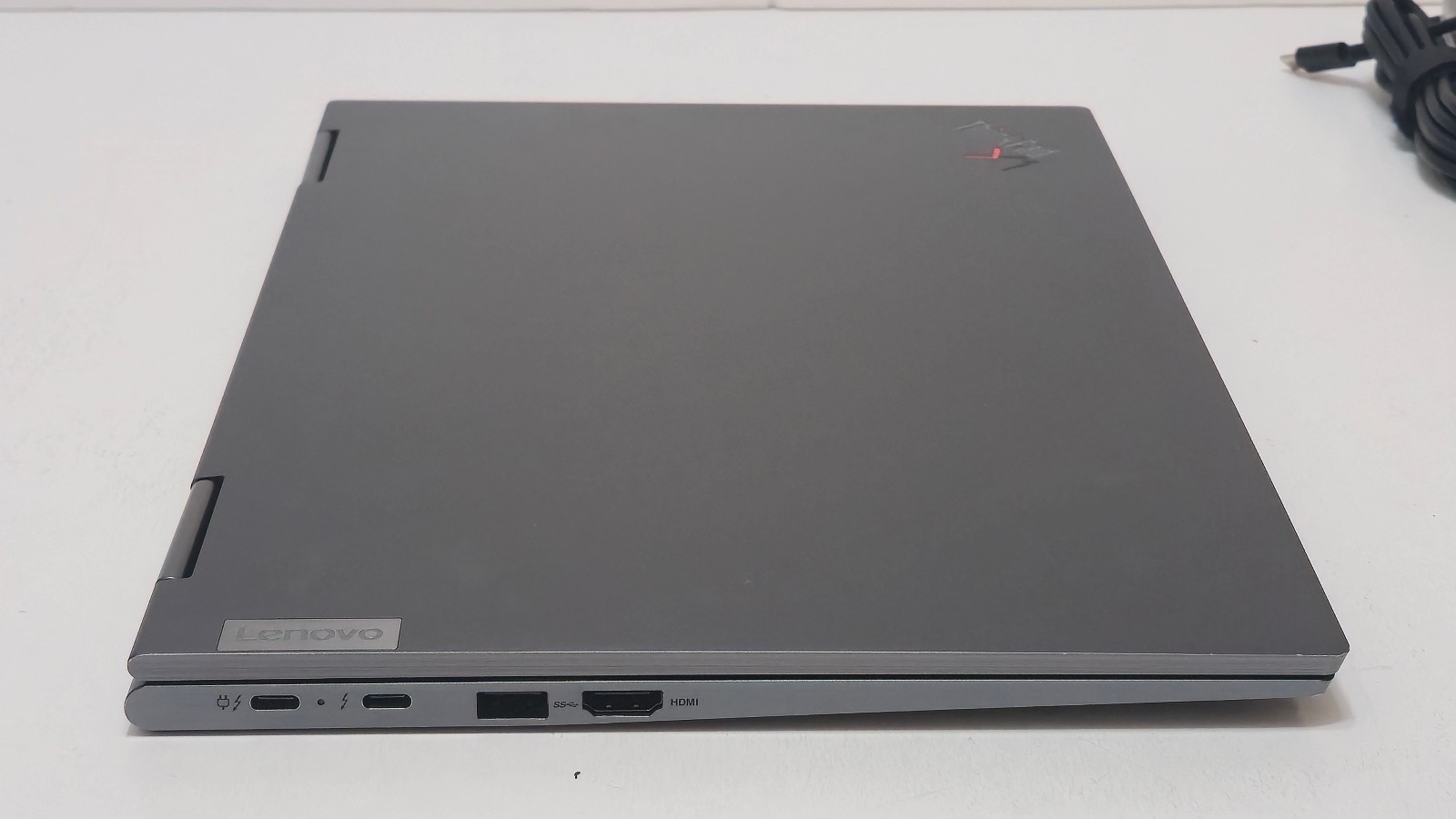 Lenovo ThinkPad X1 Yoga Gen 7 (i7-1270P7 CPU, 32 GB RAM 1 TB SSD) 14″ 4K Touch