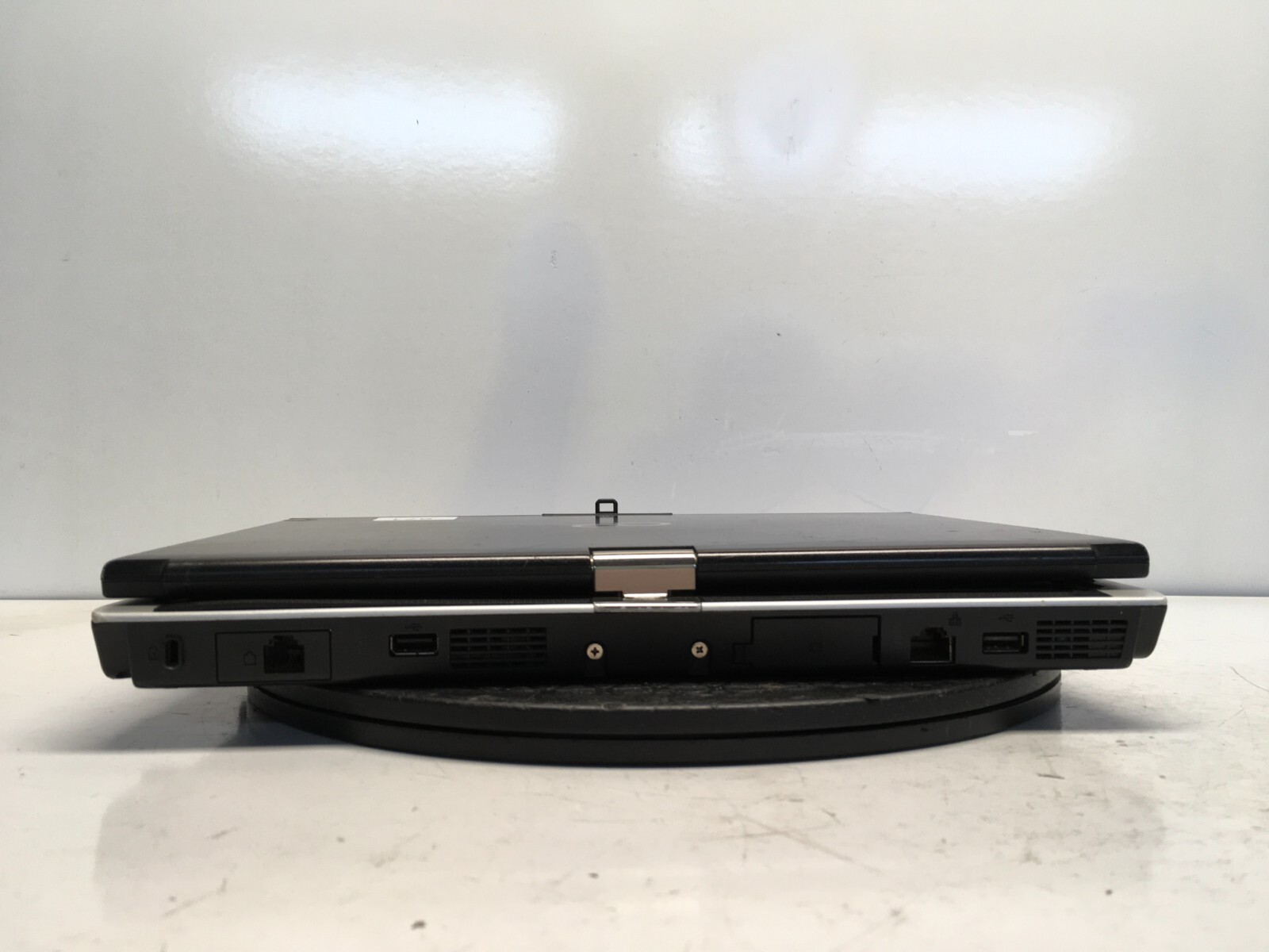 Fujitsu LifeBook T900 Intel i5-M560 2.67GHz 8 GB NO HDD