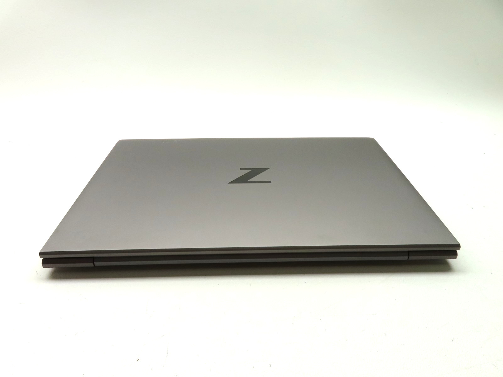 HP ZBook Firefly 14 G8 14″ Intel Core i5-1145G7 2.6GHz 16GB RAM 256GB SSD