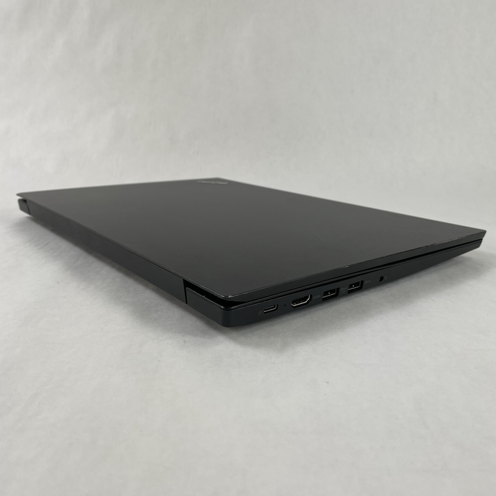 Lenovo ThinkPad E580 15.6″ i5-7200U 2.50 GHz 8 GB RAM No SSD No OS No AC