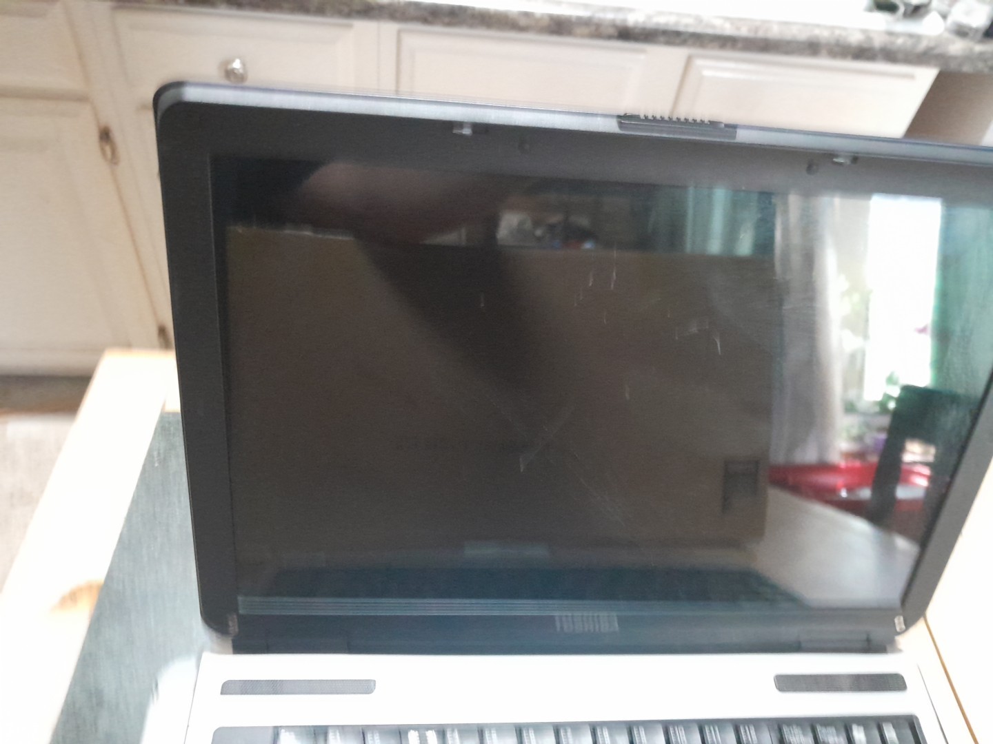 Lot of 2/ Toshiba Satellite M115-S1061 15.6″ and L755-S5355 Laptops – PARTS ONLY
