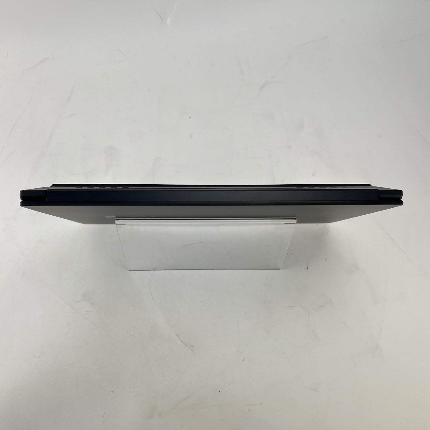 Asus Creator Laptop Q OLED 15.6″ i7-13620H 16GB 512GB GeForce RTX 3050