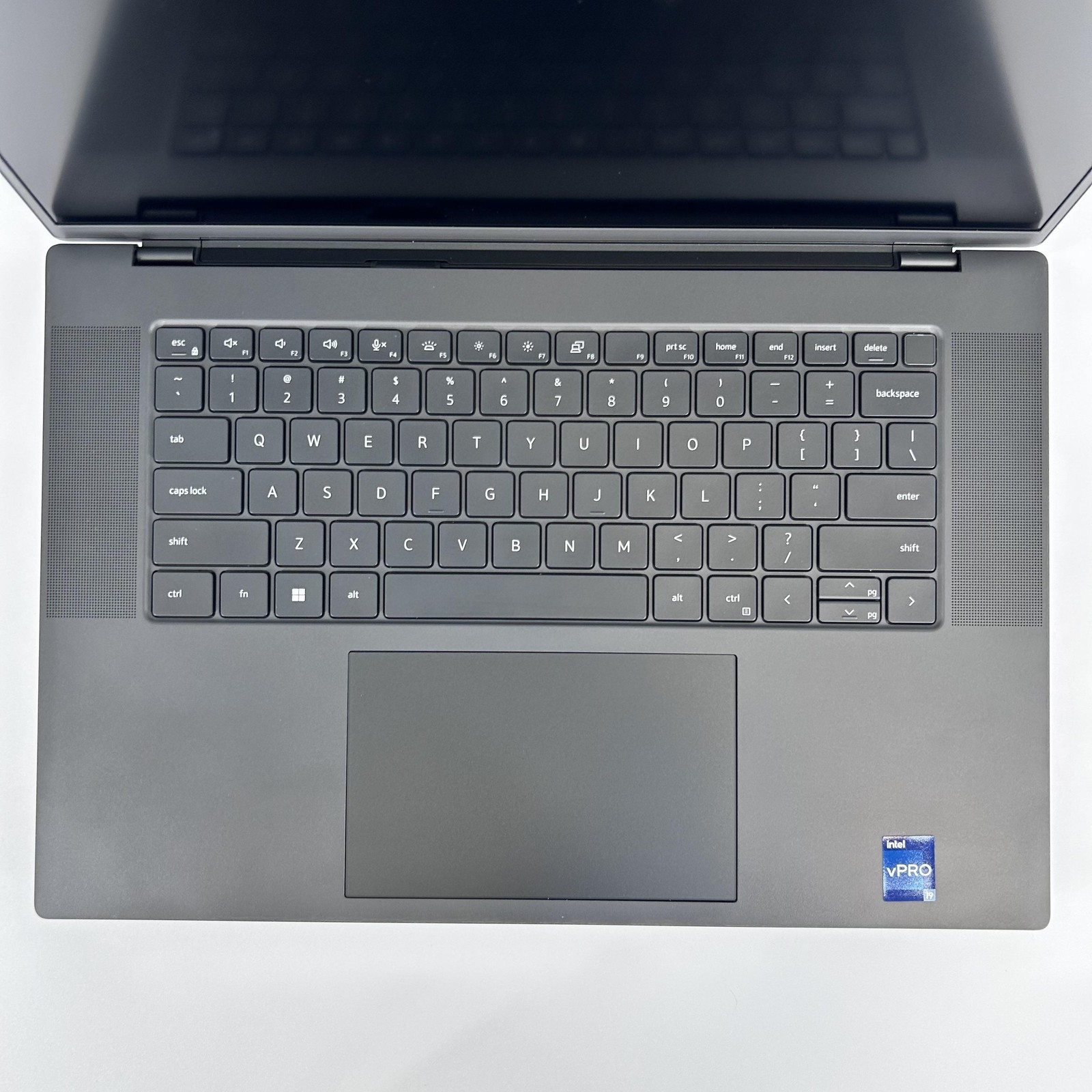 Dell Precision 5680 16 FHD 2.6 GHz i9-13900H 32GB 1TB SSD RTX 2000 Ada Very Good