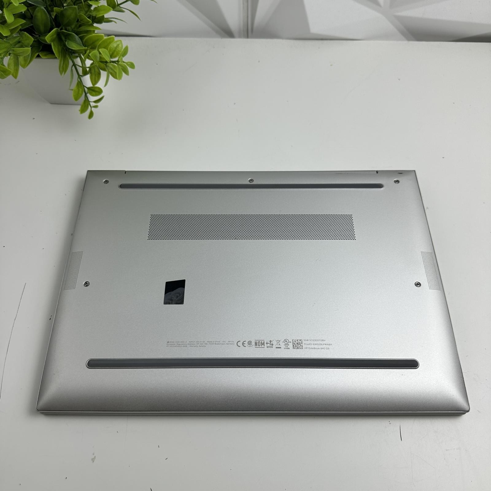 HP EliteBook 840 G9 Laptop, 14″ FHD, i5-1245U, 16GB RAM, 256GB SSD *Pls READ*