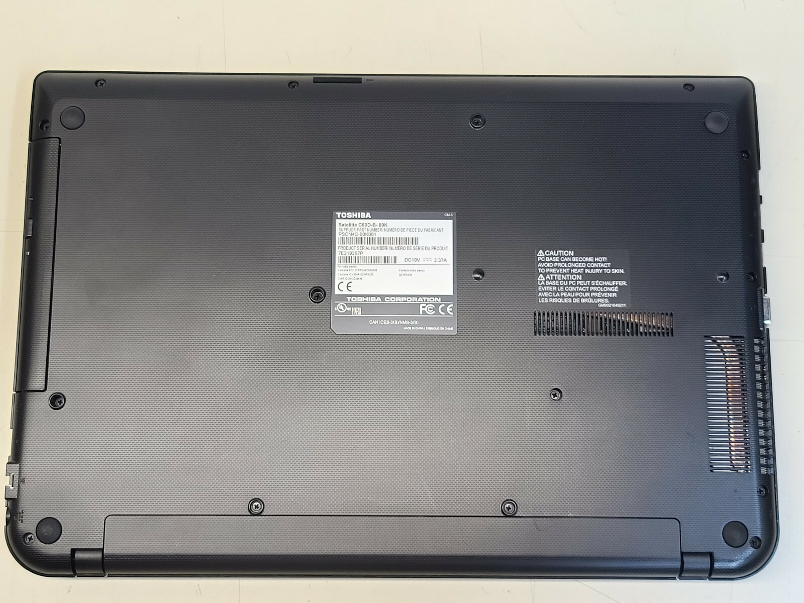 Toshiba Satellite C50D 15.6″ AMD A4-6210 + 4GB + 500GB Windows 8.1 TESTED