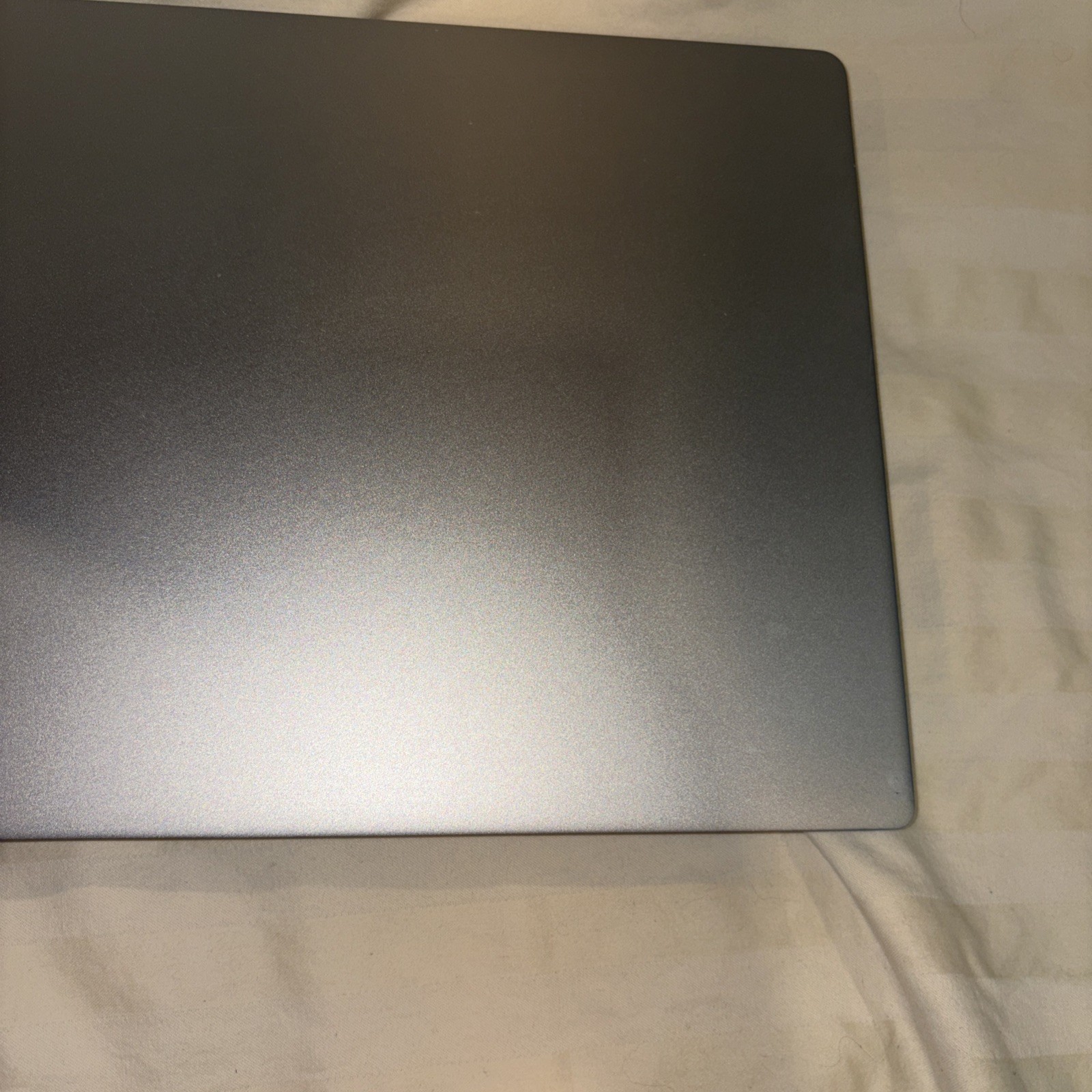 Lenovo Ideapad 330S 81F5 15.6″ FHD Intel i5-8250U 1.60GHz 8GB RAM 120GB HDD W11H