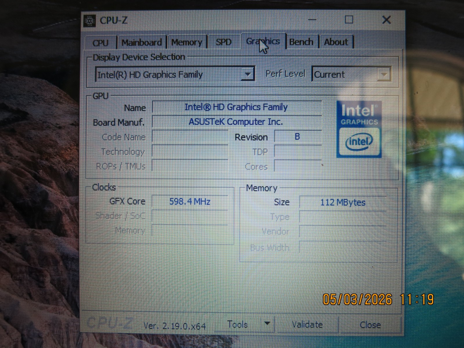 ASUS TP500L i3-4030U @1.90 GHz 4GB RAM, 500GB HD 15.6″ 2 IN 1 Touch WIN 10Pro