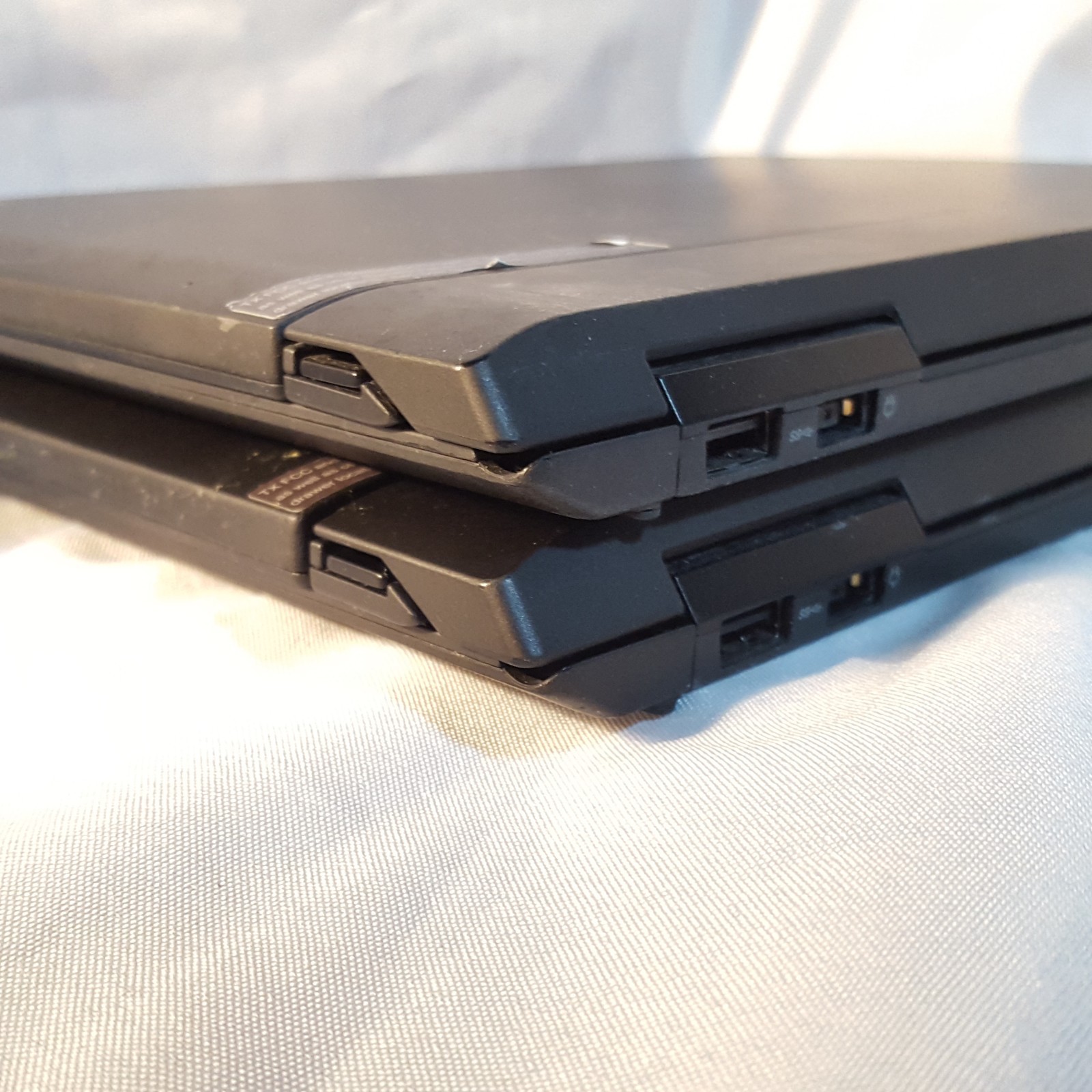 LENOVO THINKPAD HELIX 11″ I5-3427U – 4GB RAM – 119 SSD – READ DESC (LOT OF 2)