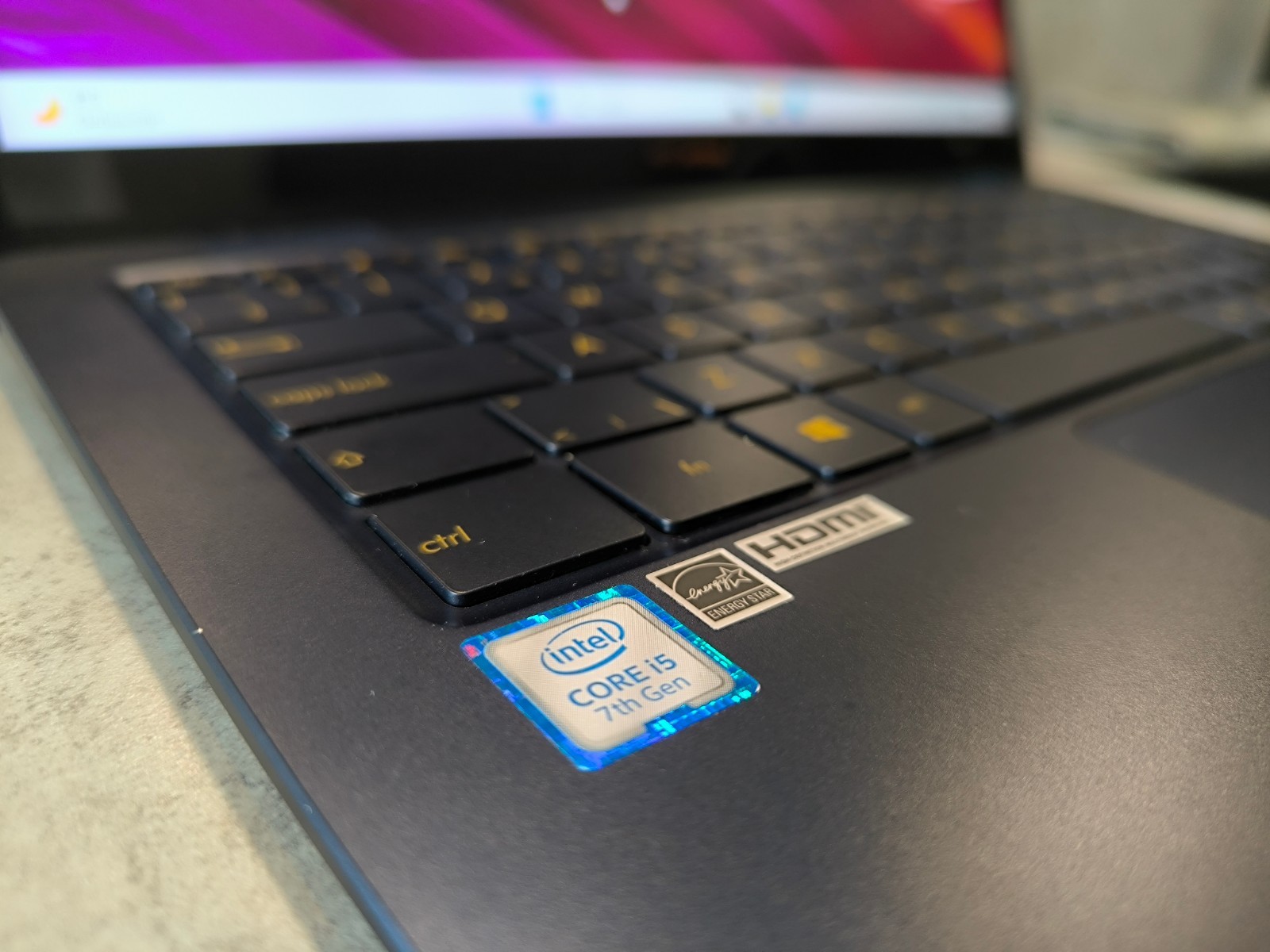 SUS ZenBook UX490UA – Ultra-Slim Premium Ultrabook | i5 | 8GB RAM | 512GB NVMe