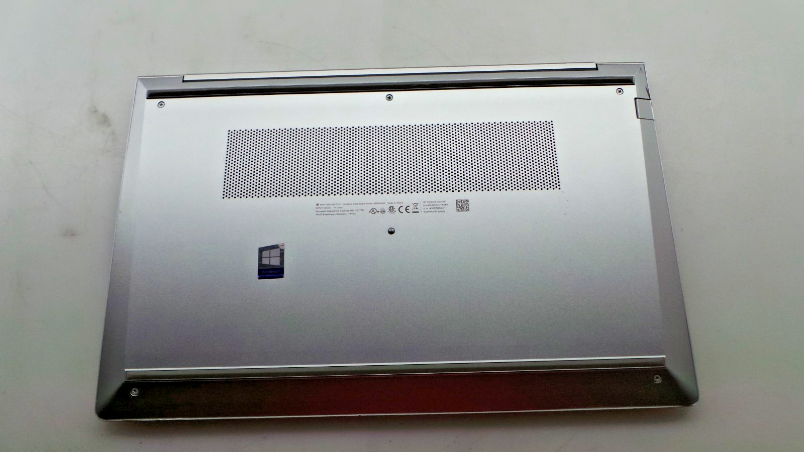 HP ProBook 450 G8 | 15.6″ | i5-1135G7 | 16GB DDR4 256GB NVMe SSD | WIN 11 PRO
