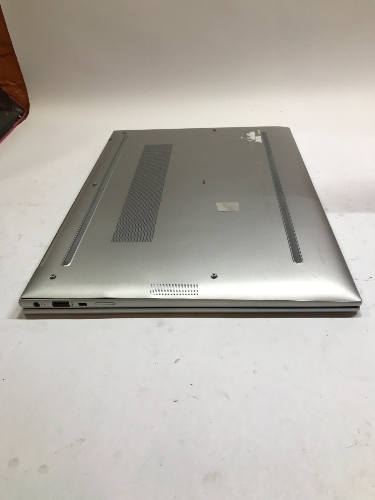 HP EliteBook 860 G11 16″ Intel Core Ultra 7 155U NO RAM NO SSD/OS For Parts – DW