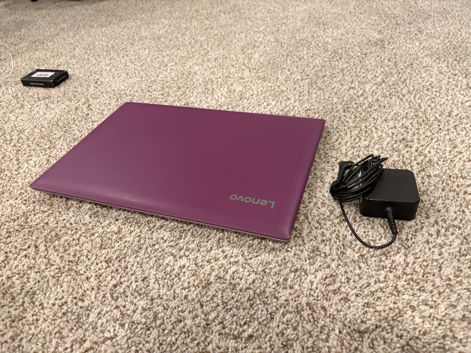 Lenovo IdeaPad 330-15AST 15.6″ Purple AMD A9 8GB 1TB HDD Windows Charger