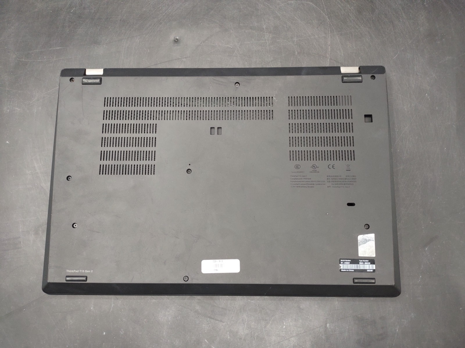 Lenovo Thinkpad T15 i7 1165G7 @ 2.80GHz 16GB RA NO SSD NO OS