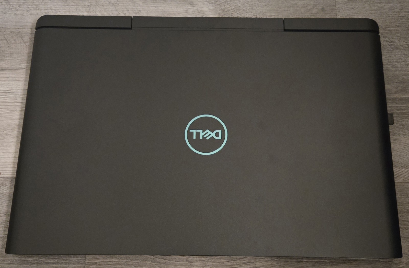 dell g7 15 7588 Gaming Laptop
