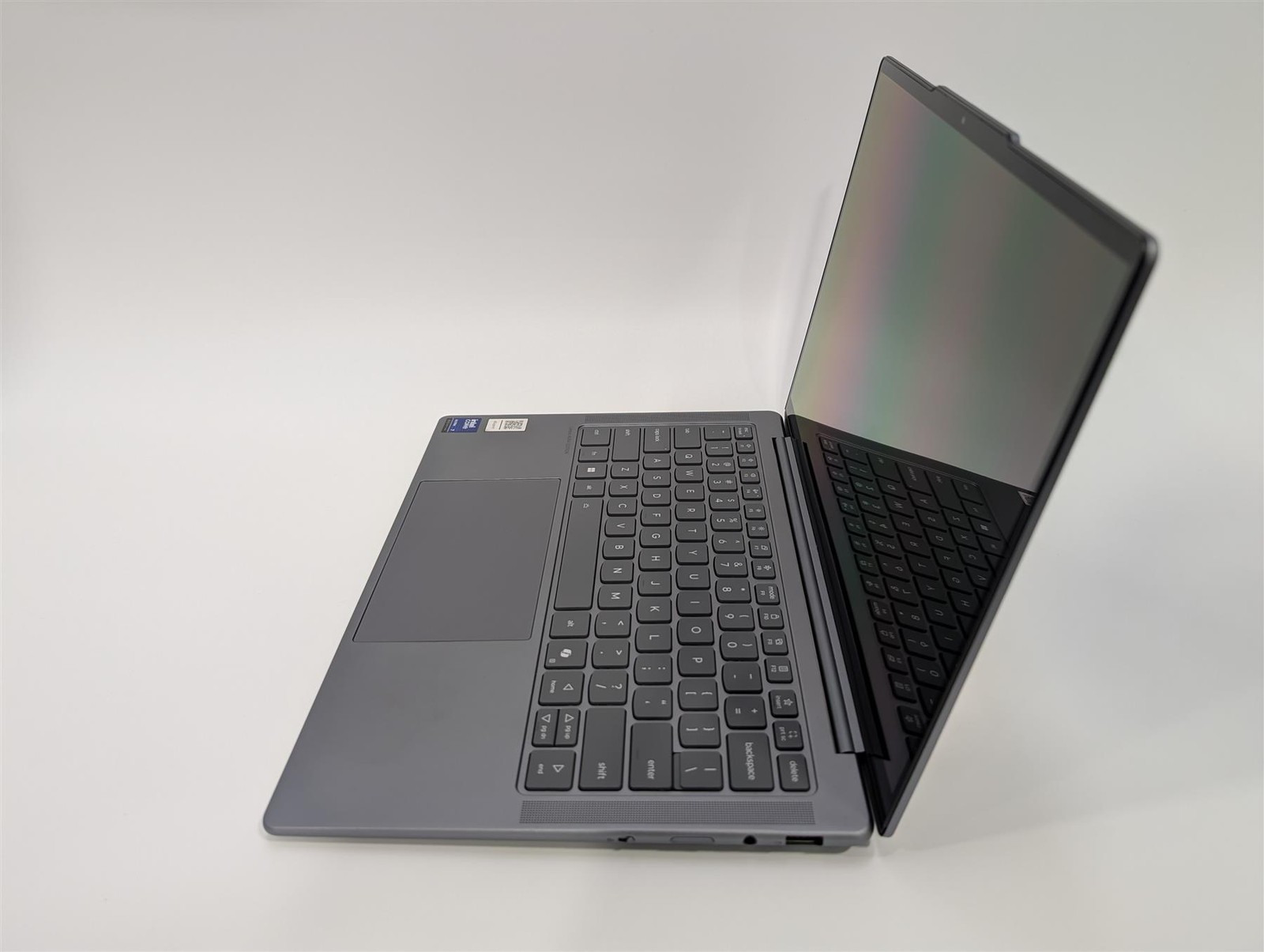 Lenovo Slim 7 14″ Core Ultra 7 258V 32GB 1TB SSD Arc Luna Grey Used-Very Good