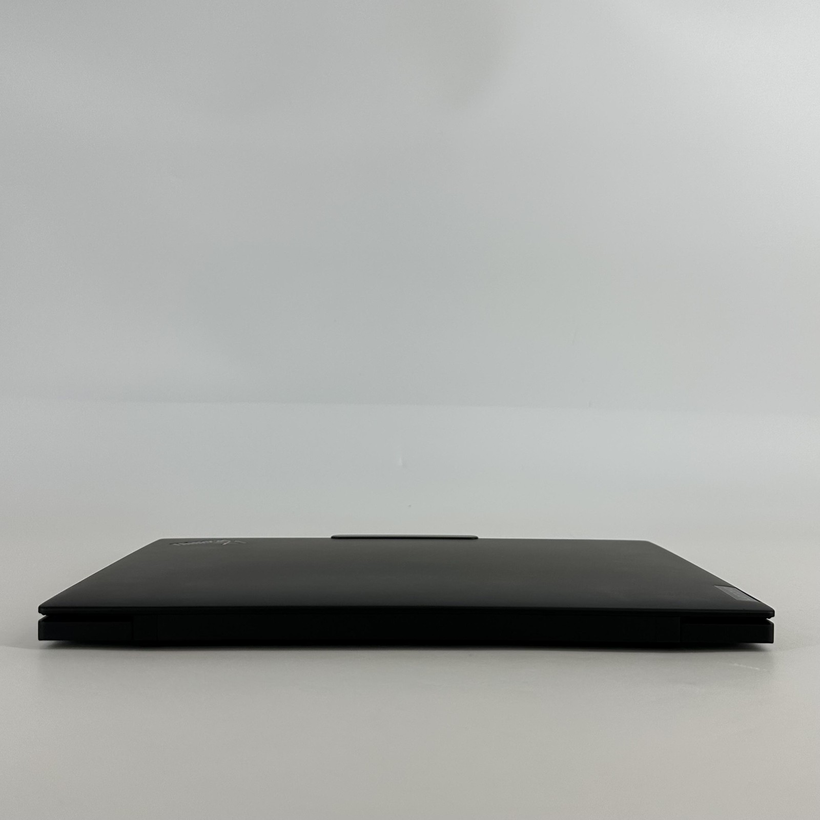 Lenovo ThinkPad X1 Carbon Gen 13 14 QHD+ TOUCH 1.5 GHz Ultra 5 225U 16GB 512GB