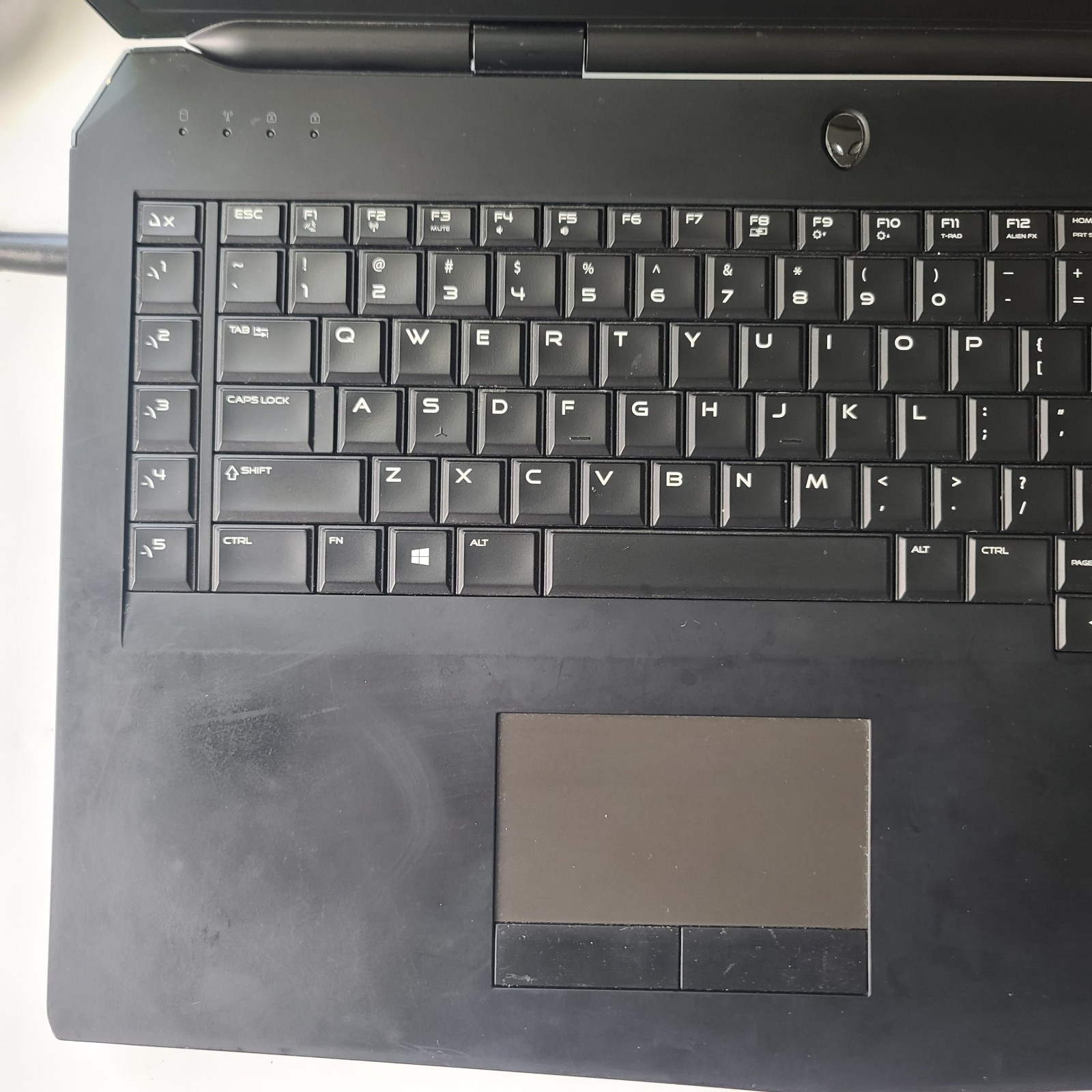 Alienware 17 R3 i7-6700HQ, GTX 970M 256GB SSD 1TB HDD Read Description
