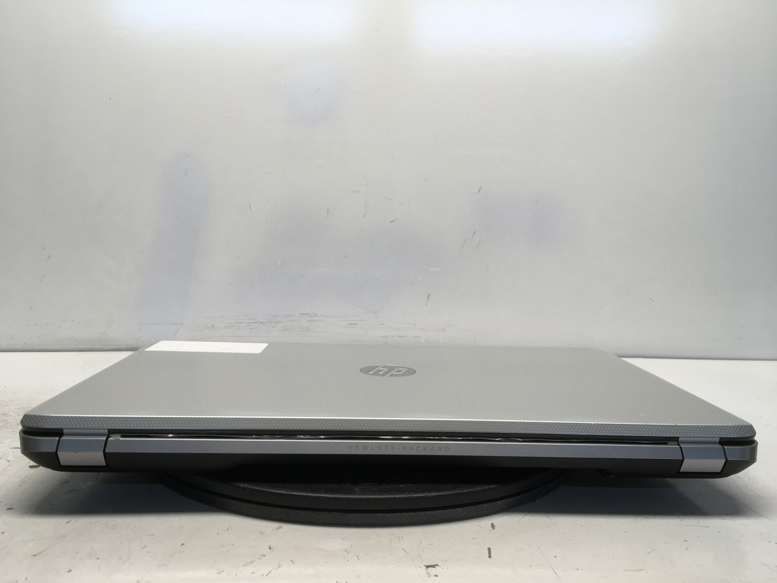 HP Pavilion 17-E079NR AMD A8-4500M 1900MHz 6 GB NO HDD No Batt