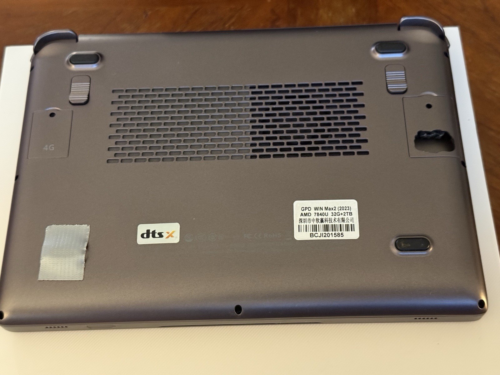 GPD WIN Max 2 2023 Ryzen 7 7840U + 32GB DDR5x-7500 MT/s + 2TB M.2 NVMe + OCuLink