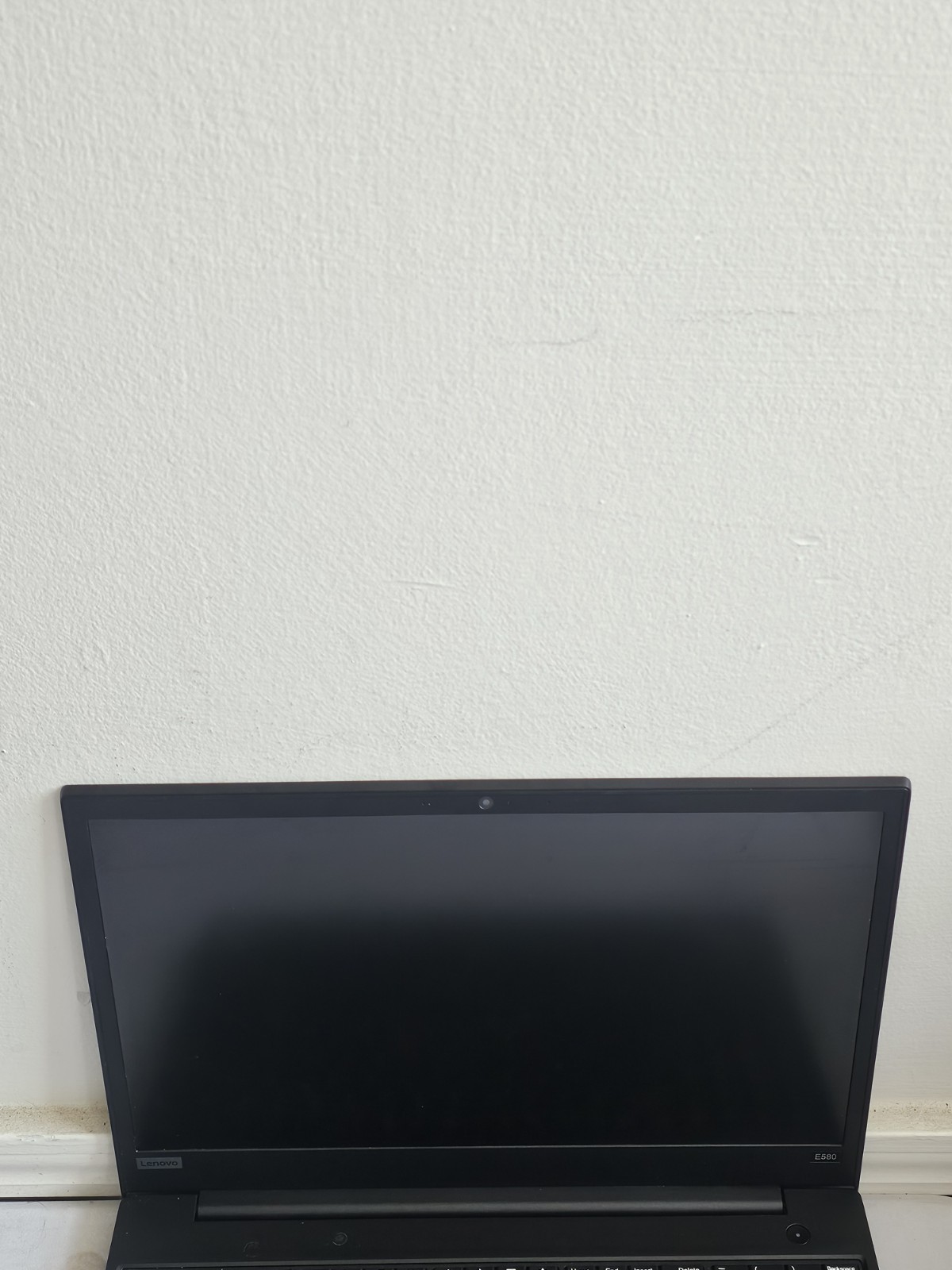Lenovo ThinkPad E580 Laptop – Intel i5 Gen 8 – 8GB RAM 256GB SSD BAD BATT Win 11