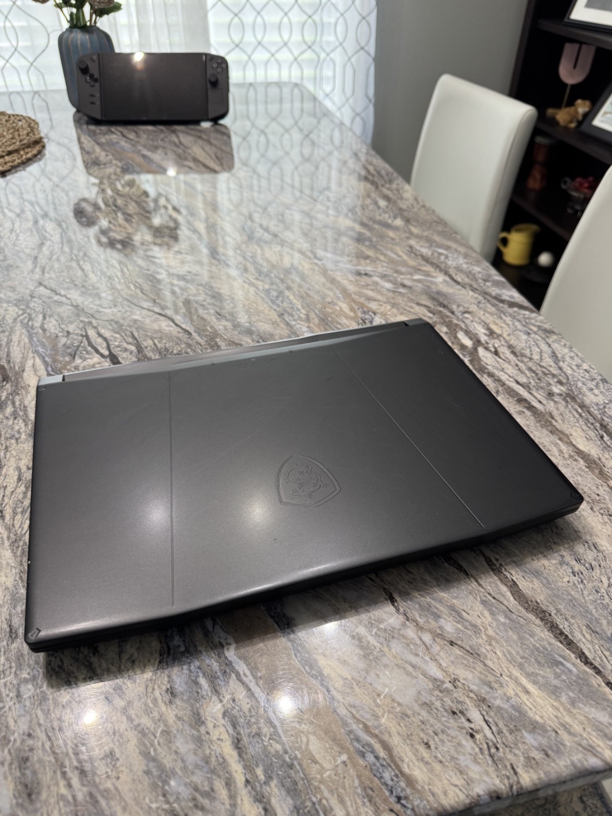 MSI Katana A15 Gaming Laptop – B8VF-448US