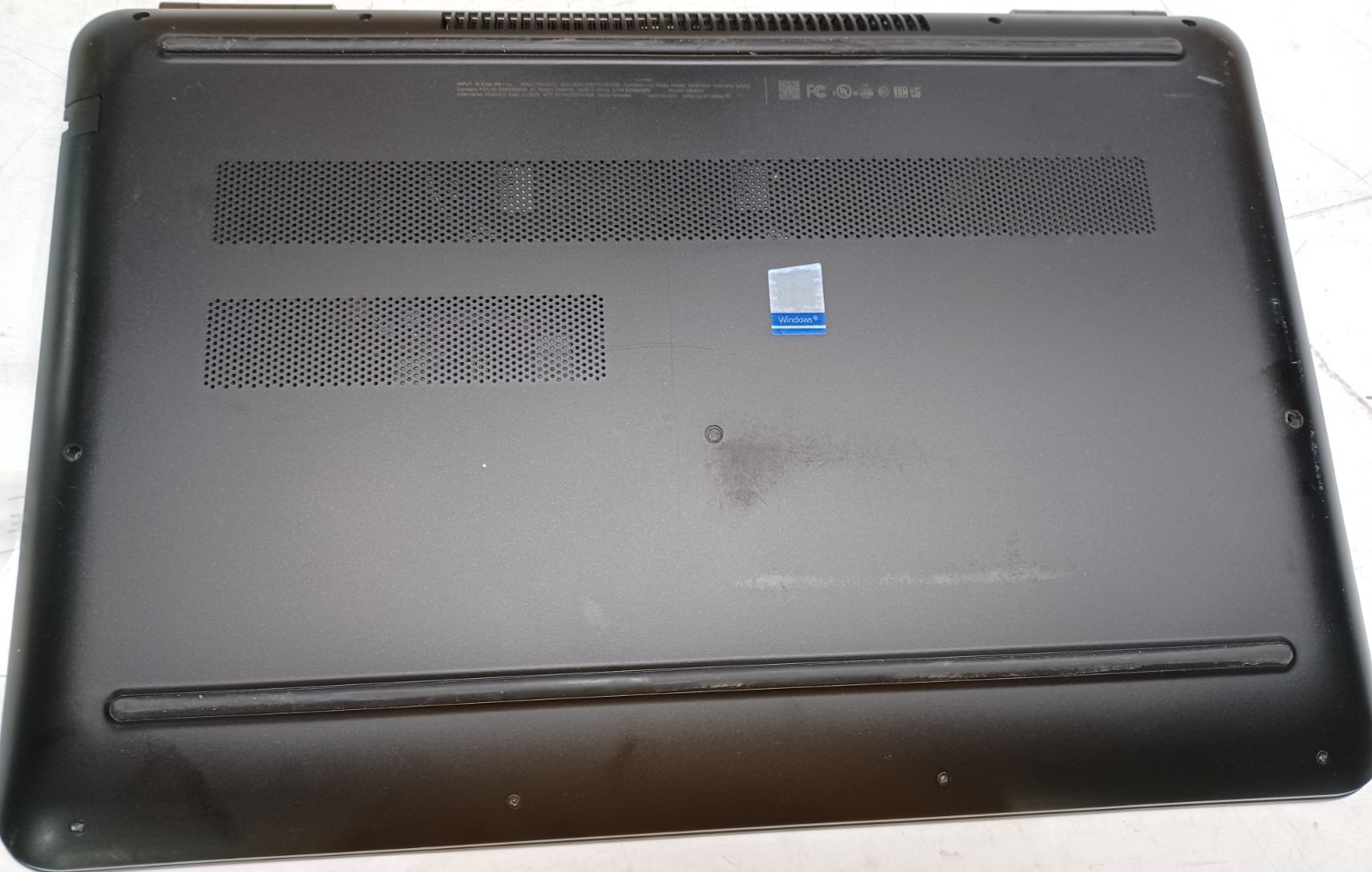 HP Omen 15-AX250WM Gaming Laptop i7-7700HQ GTX 1050 Ti 8GB RAM NO BOOT PARTS