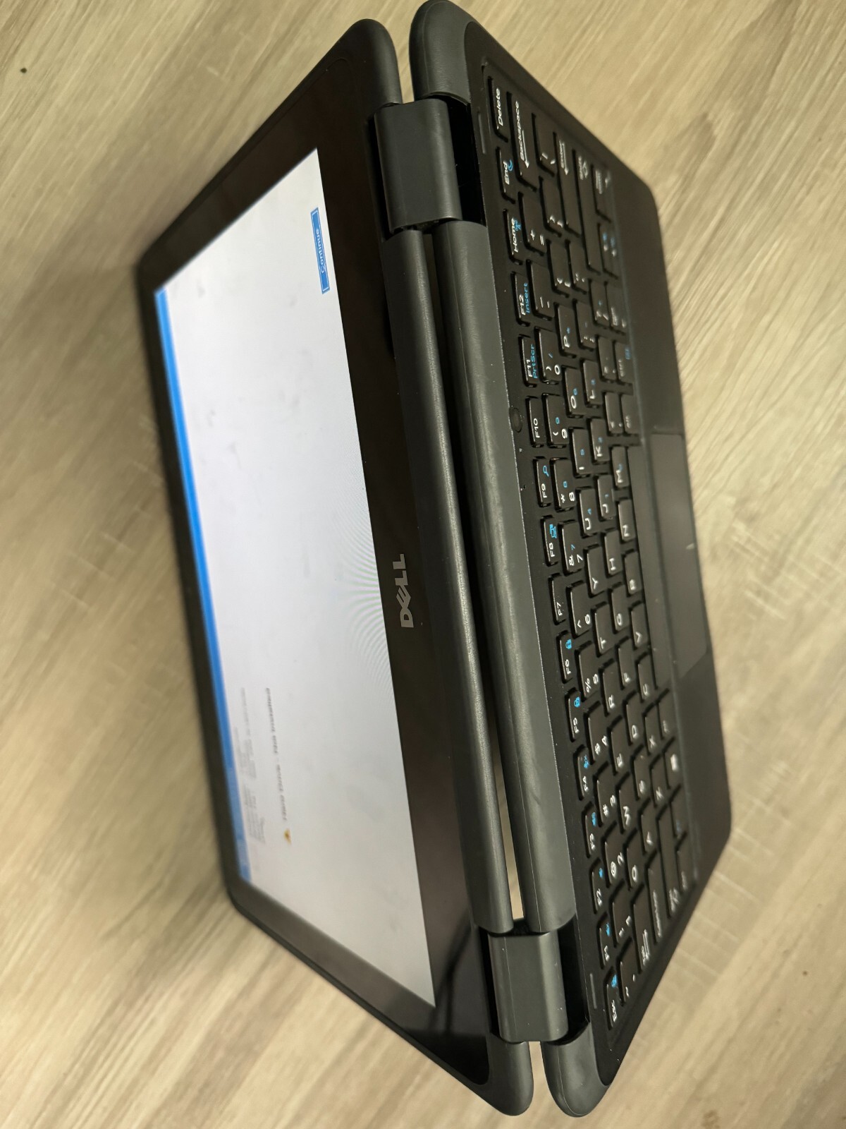 Dell Latitude 3189 Touchscreen Laptop 11.6″ Celeron 4GB RAM (No Storage/No OS)