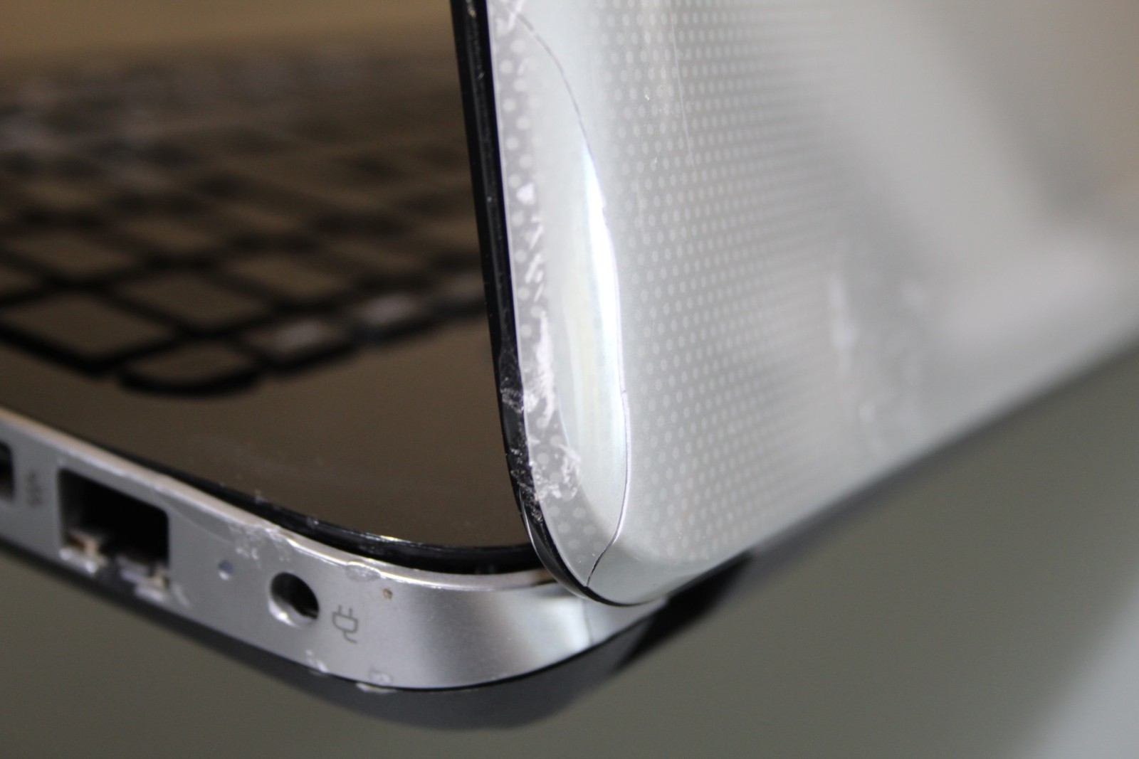 HP Pavilion TPN-0121 Notebook AMD A8 Raedon Faulty!