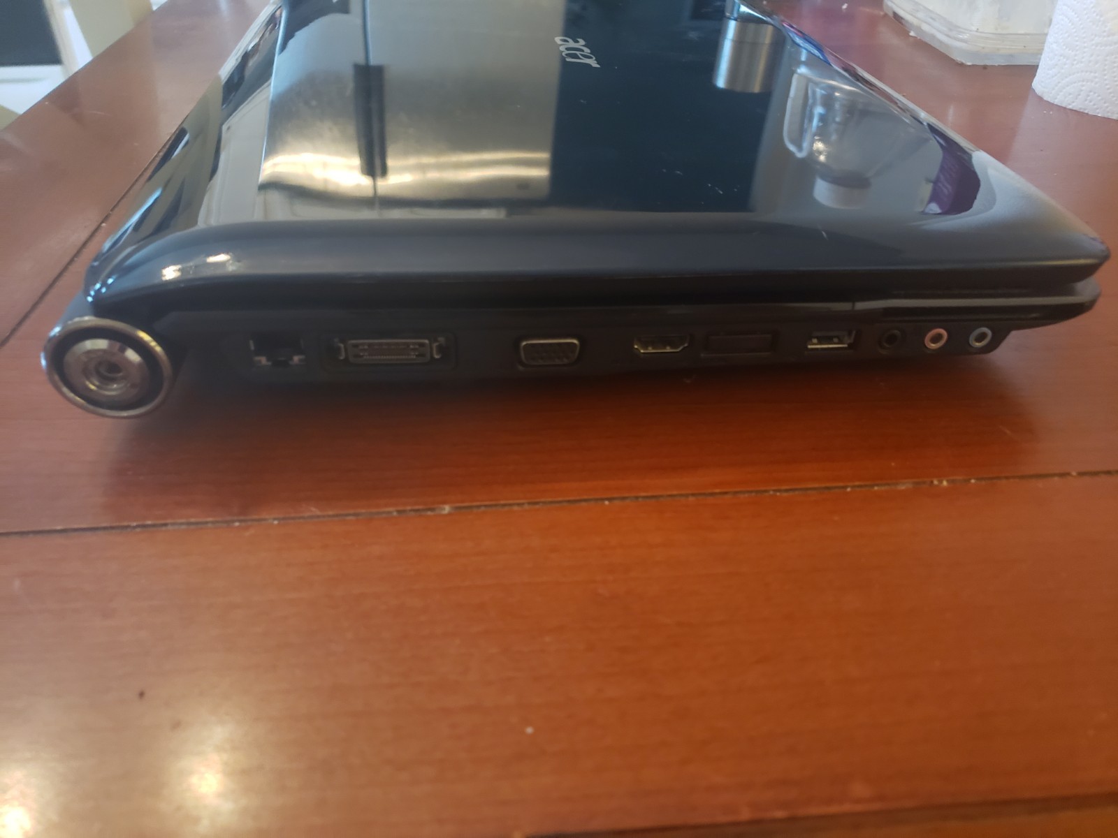 Acer Aspire 6530 Rare Laptop AMD Athlon x2 2ghz ATI 256mb 1gb NO HDD POWERS ON