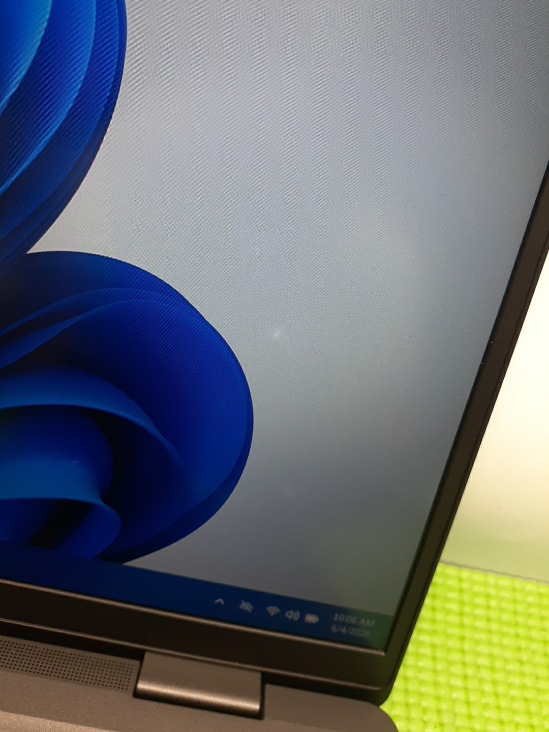 Dell Latitude 7520 15″ – I7-1165G7 – 16GB RAM – 240GB SSD – (NO AC)