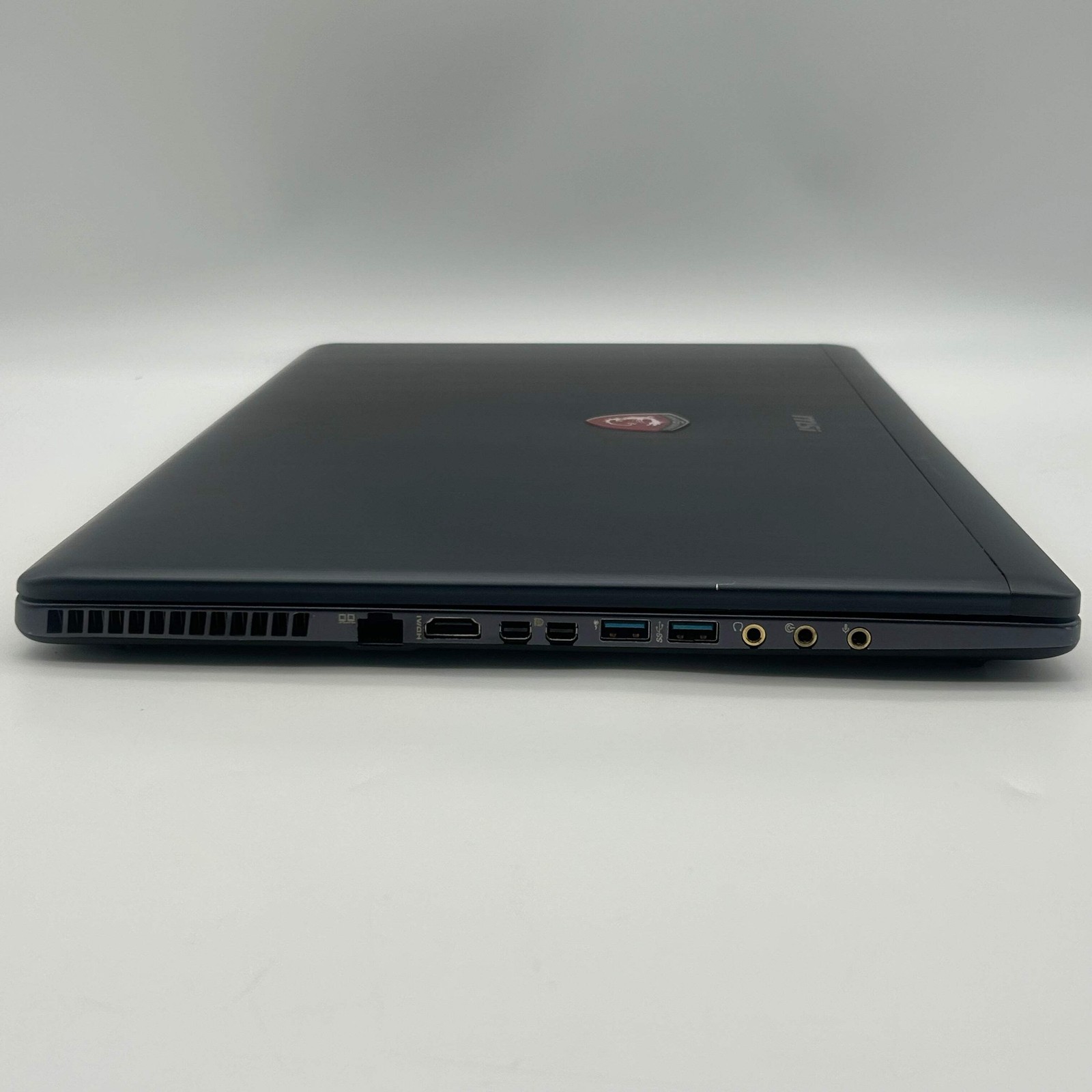 MSI MS-1773 17″ laptop |Core i7| 16GB RAM| w/ Charger – FOR PARTS/REPAIR ONLY