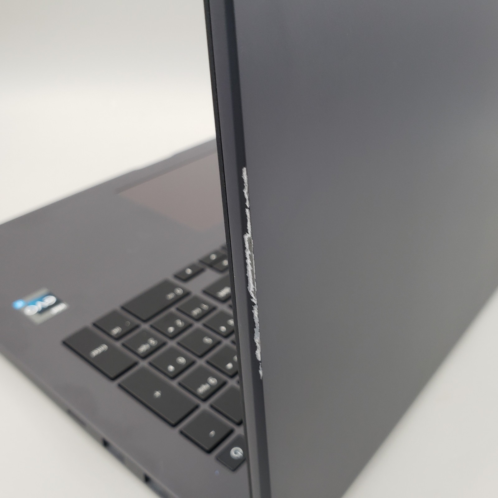 LG Gram 17″ i7-1360P Intel 13th Gen QHD+ IPS Screen 32GB RAM 1TB/1TB SSD