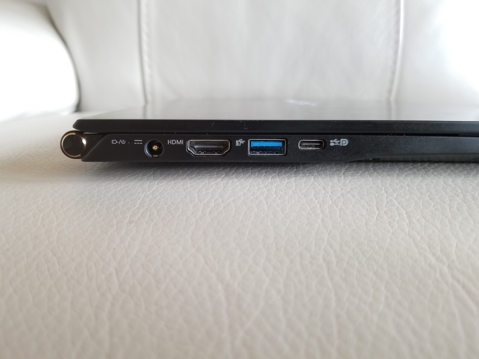System76 Lemur Pro. Intel i7, 4 cores, 1 TB, 24 GB RAM, 14.1 in