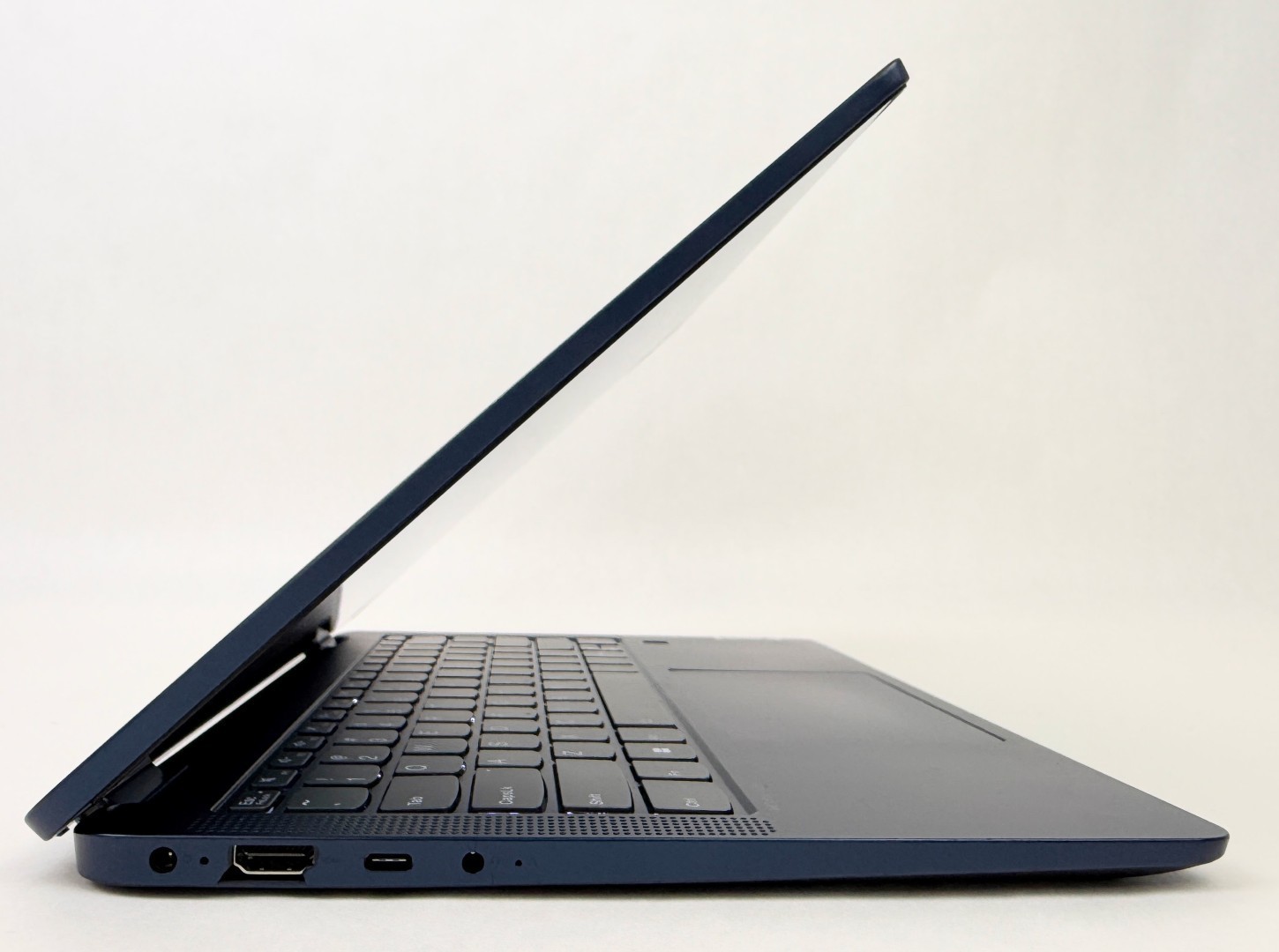 Lenovo Flex 5 14″ 1920×1200 Non-Touch Ryzen 7 7730U 16GB 512GB SSD W11H – READ!