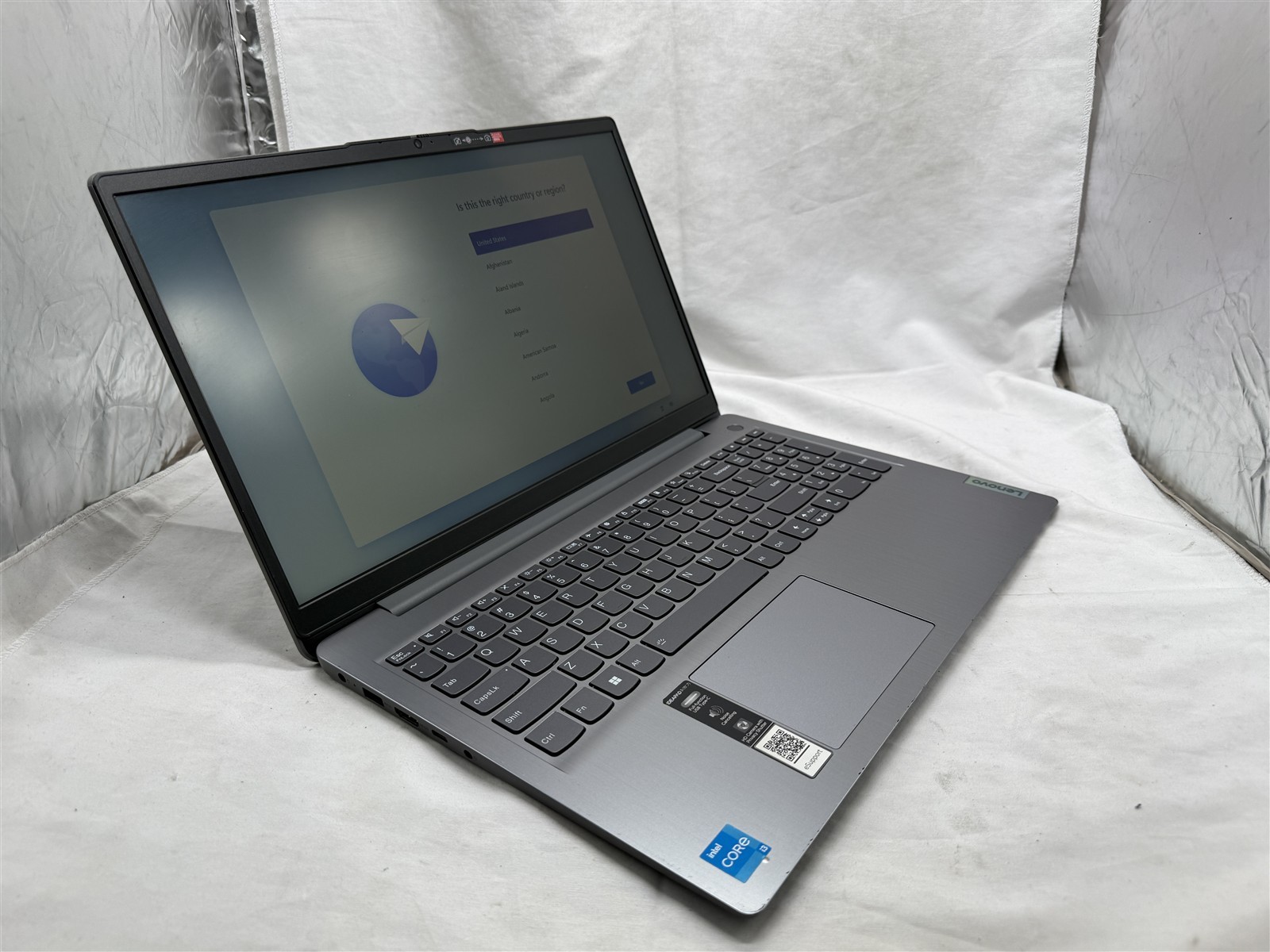 Lenovo IdeaPad 3 15IAU7 Laptop Intel i3-1215U 16GB RAM 256GB NVMe WIN11 *READ*