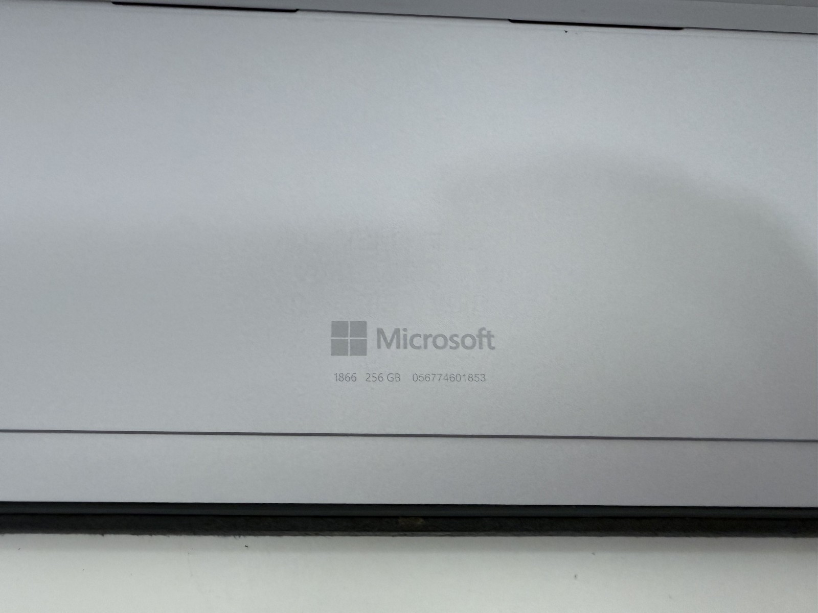 Microsoft Surface Pro 7 i7-1065G7 CPU @ 1.30GHz 16 GB RAM 256 GB Win 10 Pro