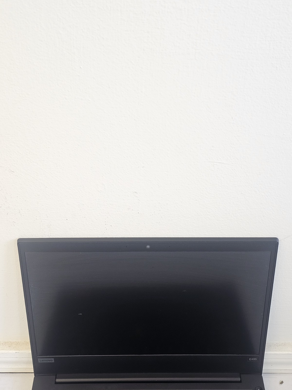 Lenovo ThinkPad E495 Laptop – AMD Ryzen 5-3500u – 8GB RAM – 256GB SSD – Win 10