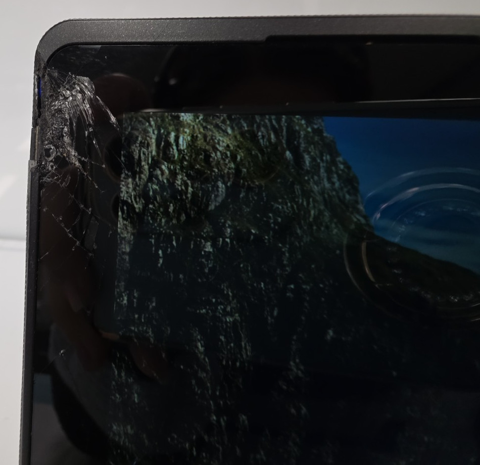 Acer Switch 5| Intel Core i3-7130U| 4GB RAM| 128GB SSD| Win 10 Pro| CS