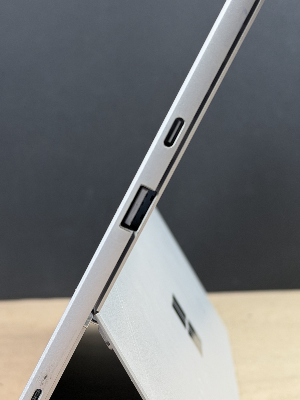 Microsoft Surface 1866 -128GB- PARTS-REPAIR SHIPS FAST!