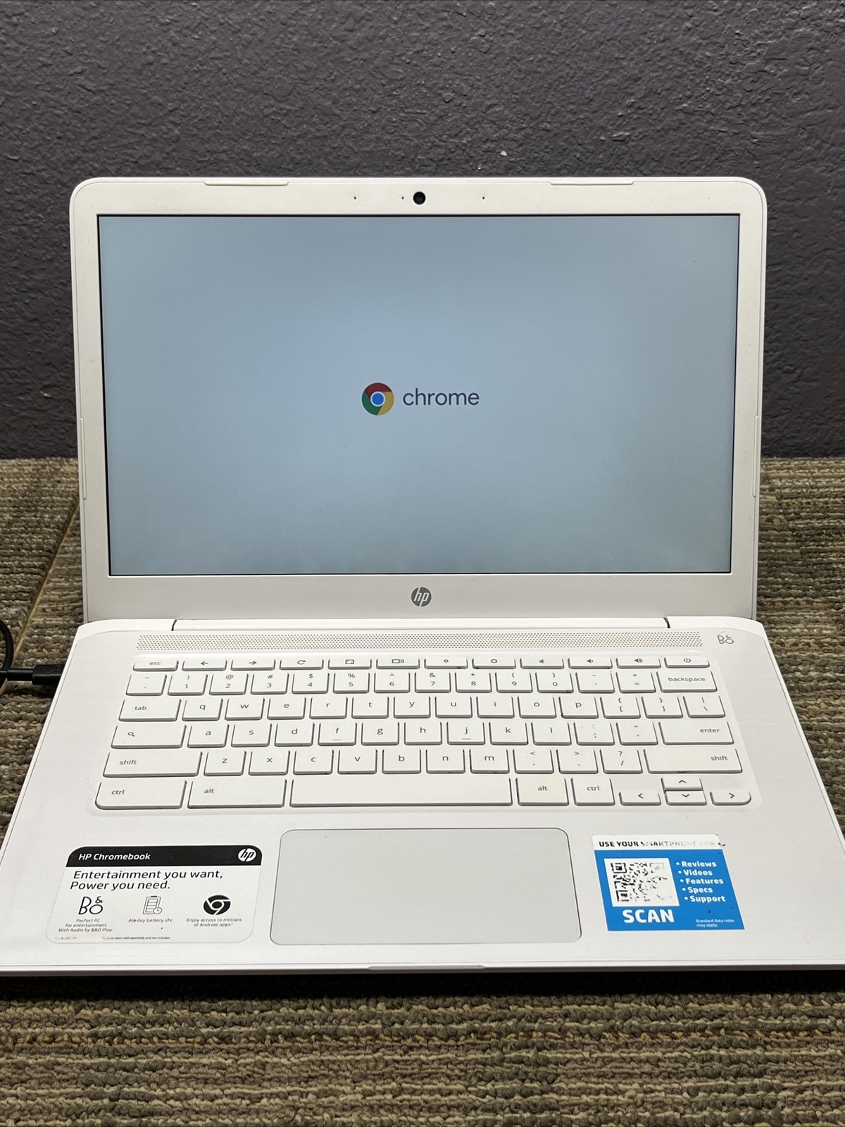 HP Chromebook 14″ Laptop, Snow White, 32 GB, 4 GB RAM (14-db0030nr) 3227