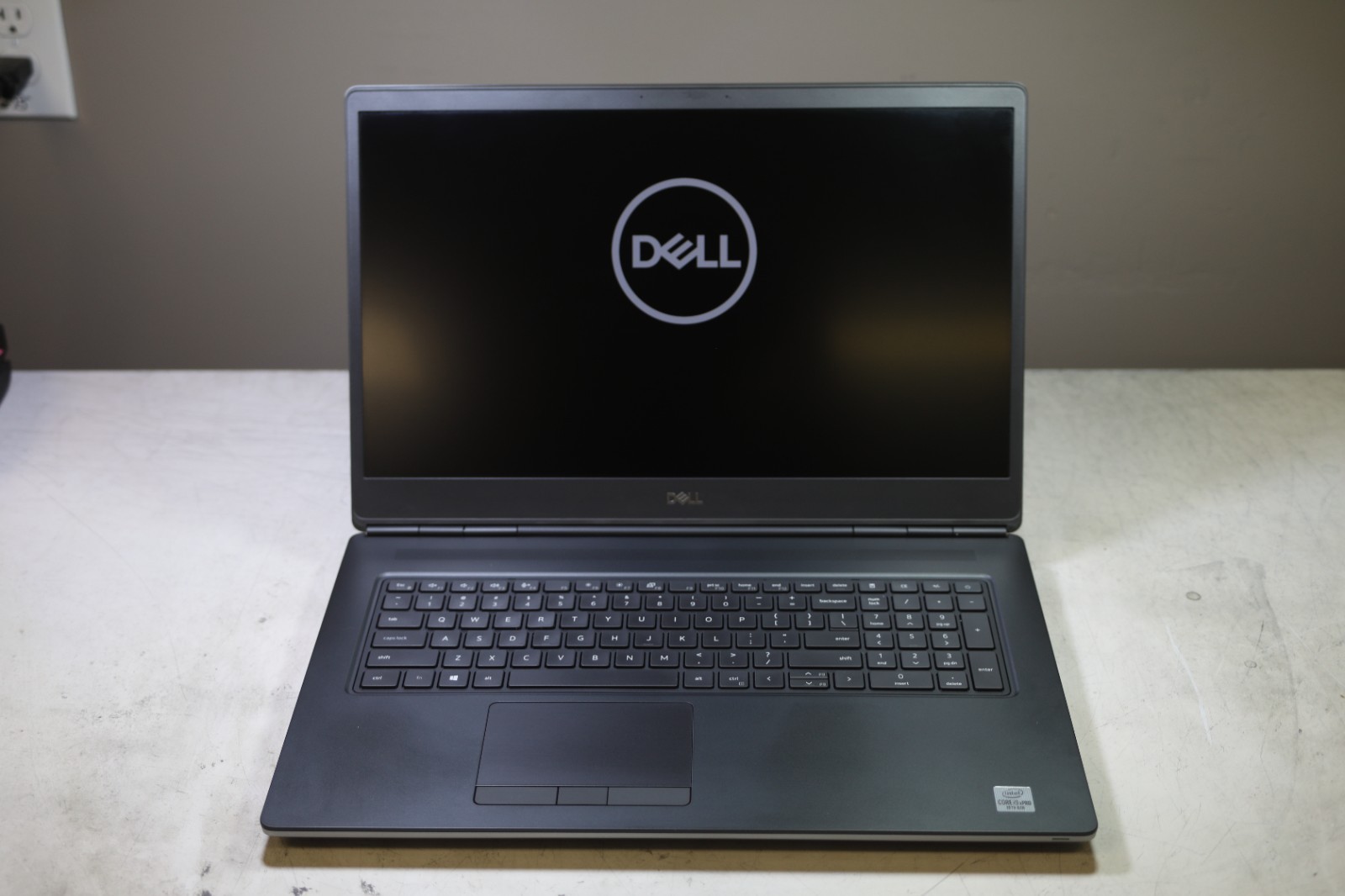 Dell Precision 7750 Intel Core i9-10885H CPU 2.40GHz-16GB RAM-512GB NVMe-WIN 11