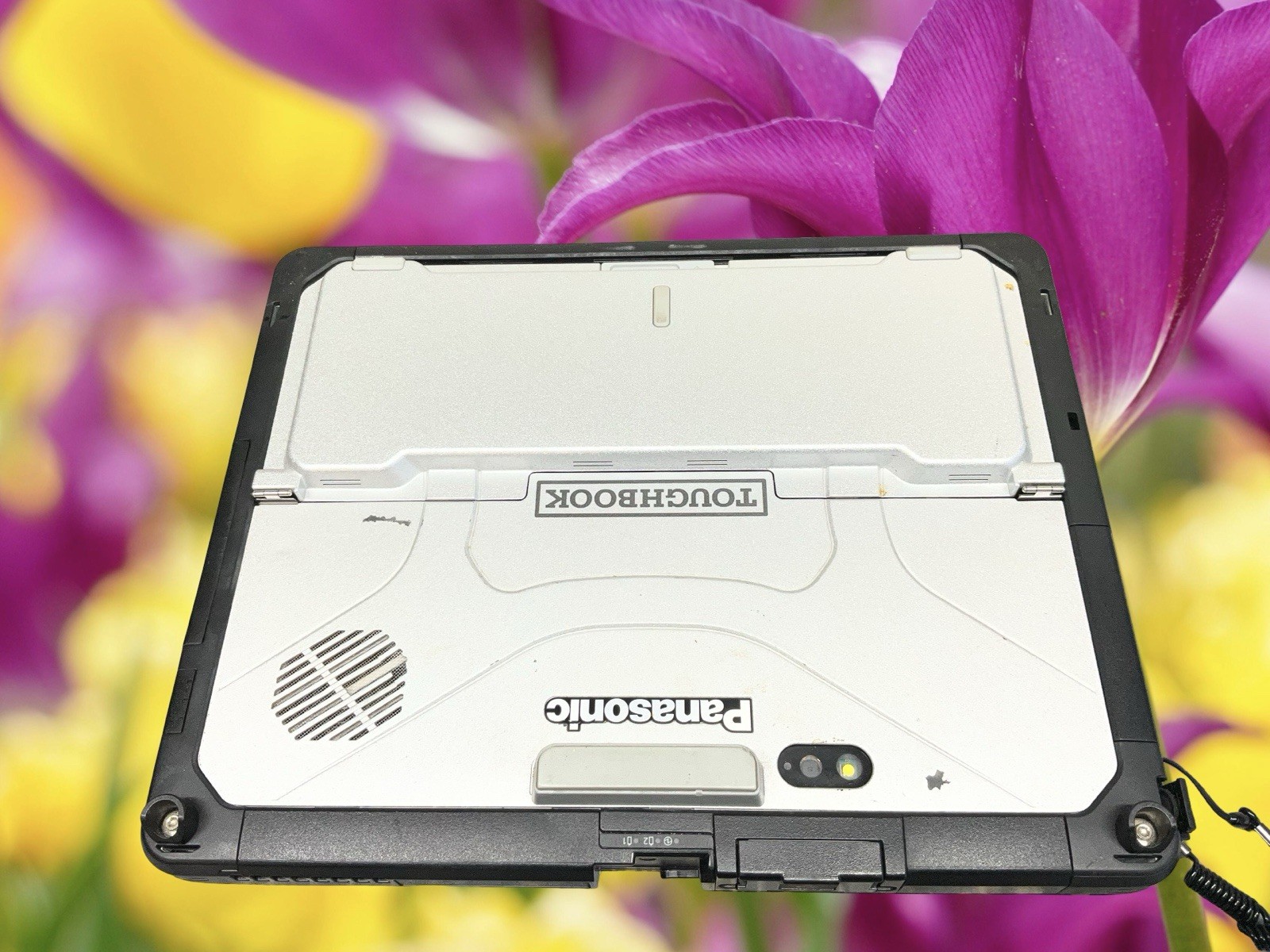 Panasonic Toughbook CF-33 i5-6TH GEN 2.4GHz 8GB RAM TOUCH