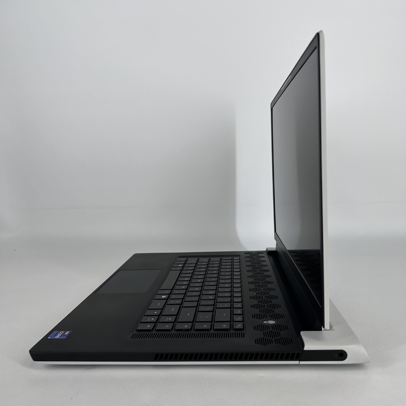 Dell Alienware X17 R2 120Hz 4K 2.5 GHz i9-12900H 32GB 1TB SSD NVIDIA RTX 3080