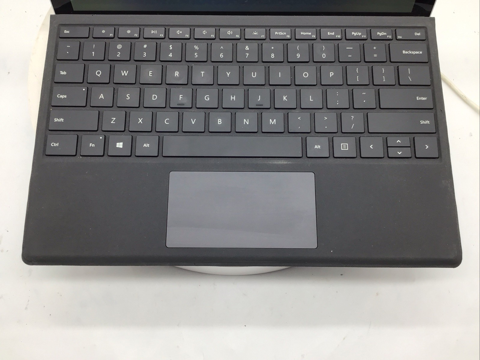 Microsoft Surface Pro 6 1796 12.3″ Laptop i7-8650U 8GB RAM 256GB SSD Win11P Used