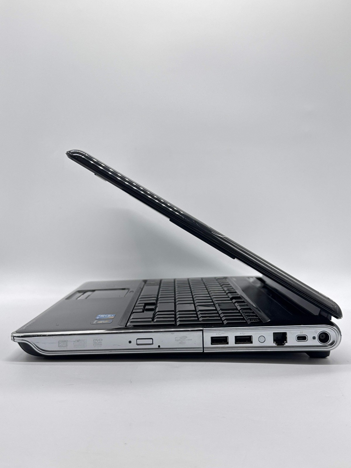 HP Pavilion DV6 Intel Core TM2 Duo T6600 4GB RAM 300GB HDD – For Parts [READ DES